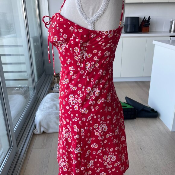 White Fox Boutique Red Floral Adjustable Spaghetti Strap Dress (XS) - Picture 4 of 8